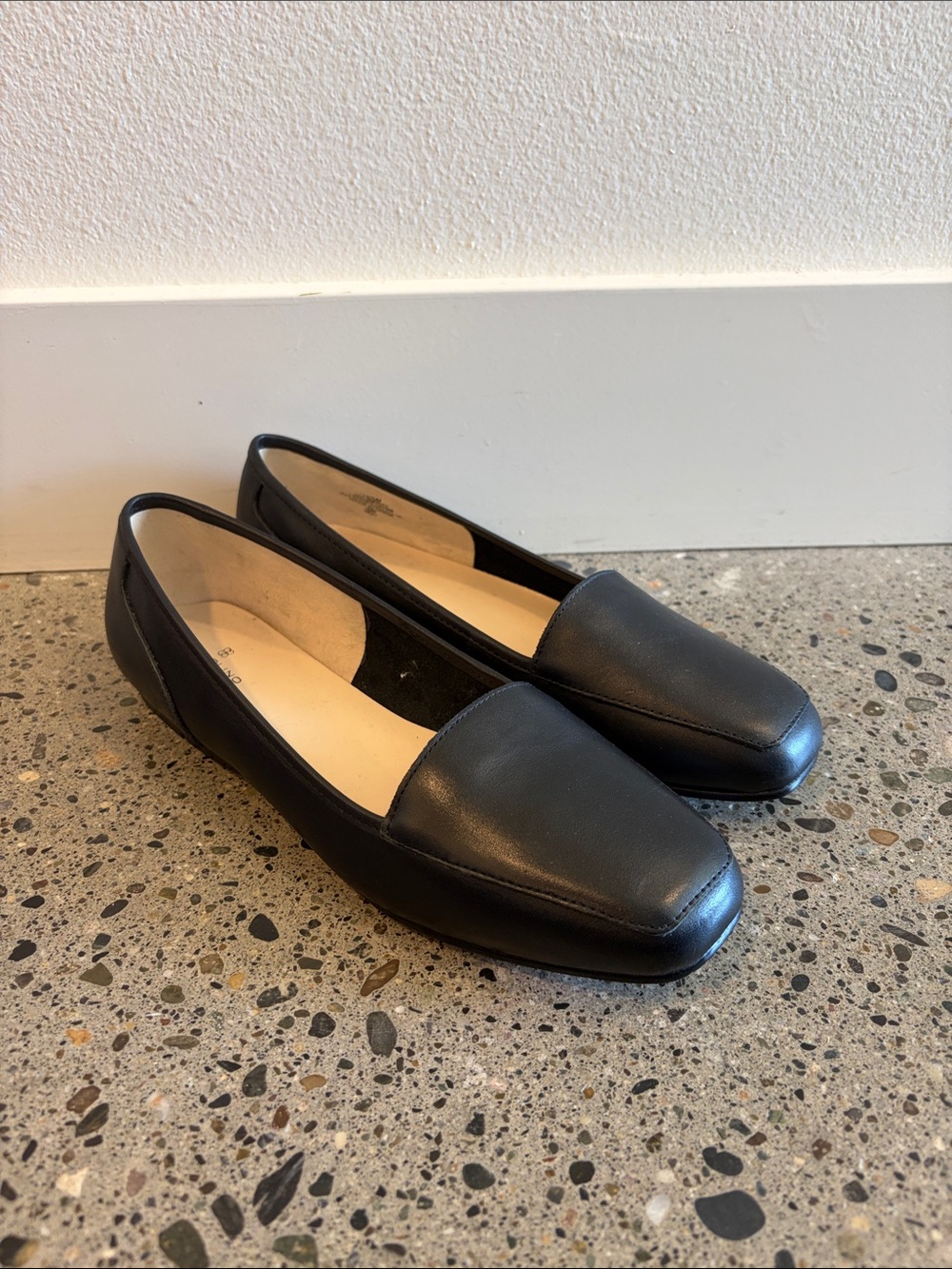 Bandolino Black Square-Toe Leather Loafers